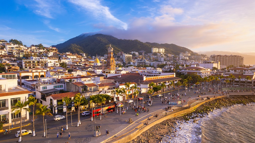 Seize the Opportunity: Why Now Is the Perfect Time to Buy Real Estate in Puerto Vallarta
