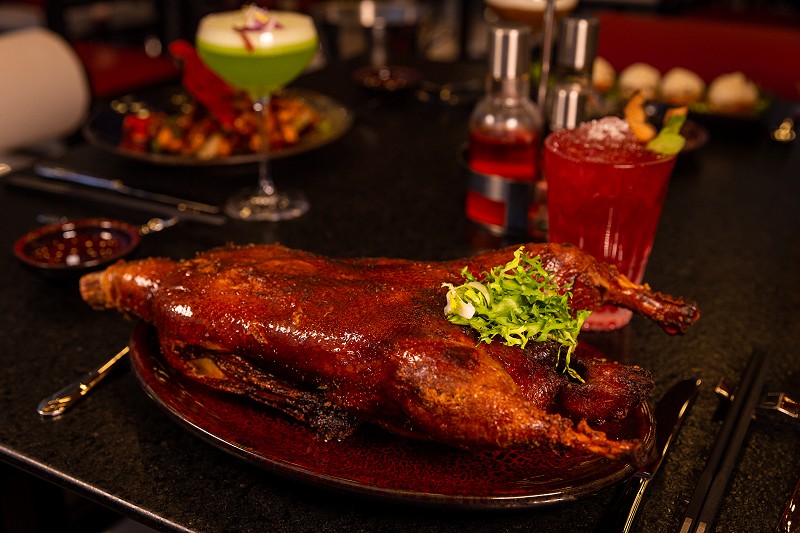 21 12 18 MSPV Dining DAO Dishes 15