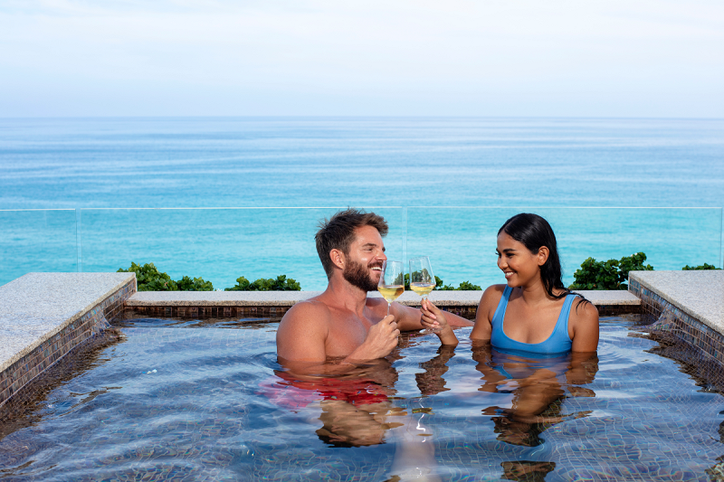 Couple at garza blanca suite jacuzi