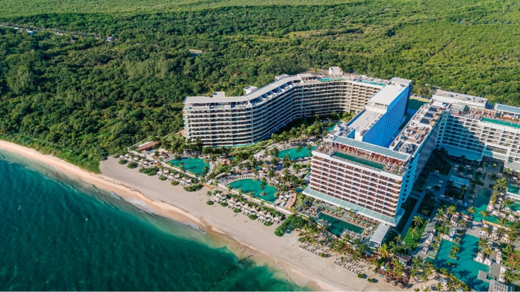 Descubre Lemuria Cancún: una presentación exclusiva de las residencias frente al mar en el Caribe