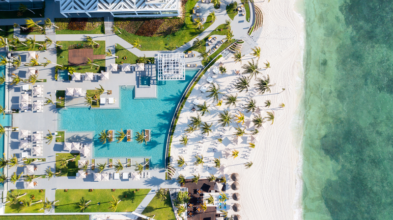 Garza blanca cancun pool and beach