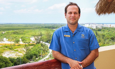 Interview with the General Manager of Villa del Palmar Cancun