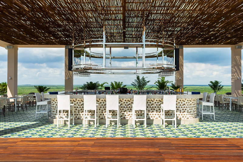 Luxury rooftop bar at garza blanca cancun