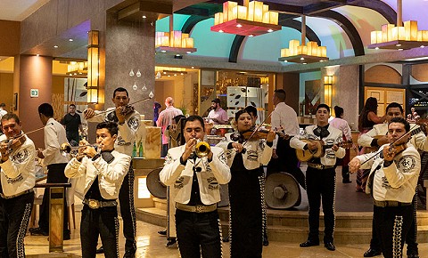 Developing Cultural Connections While Traveling: Discover Mexico’s Rich Heritage