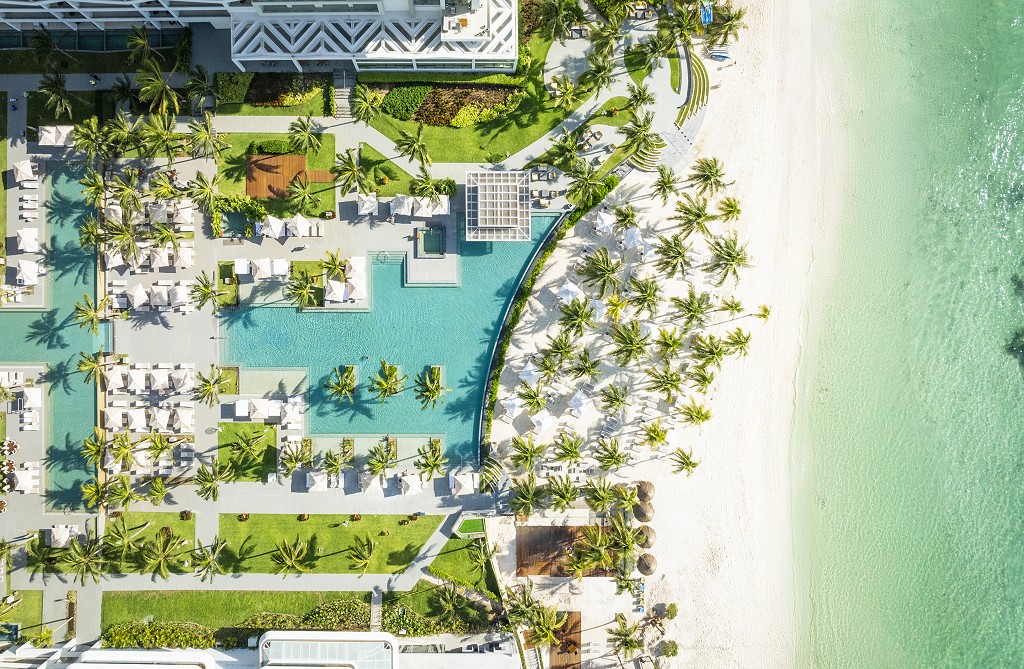 The Art of Effortless Escape in Cancún, Mexico