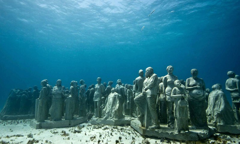 Underwater museum of art