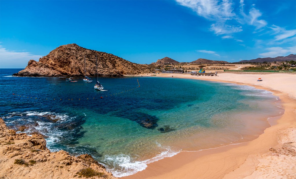 Santa Maria Beach: The Cabo Spot for Locals