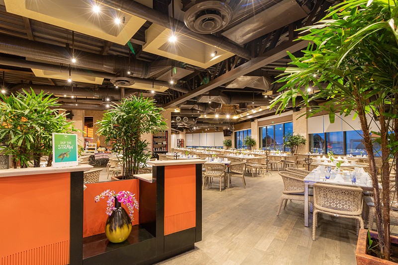 VPCN dining caprichos restaurant high 03