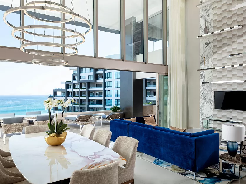 feat 4 bedroom loft