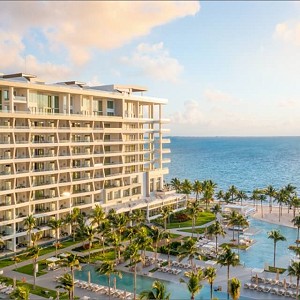 garza-blanca-cancun-side-view