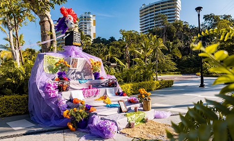 Dia de Muertos at Our Resorts: A Celebration That Blends Luxury and Tradition