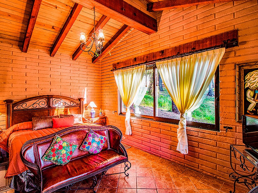jazmin cabin sierra lago