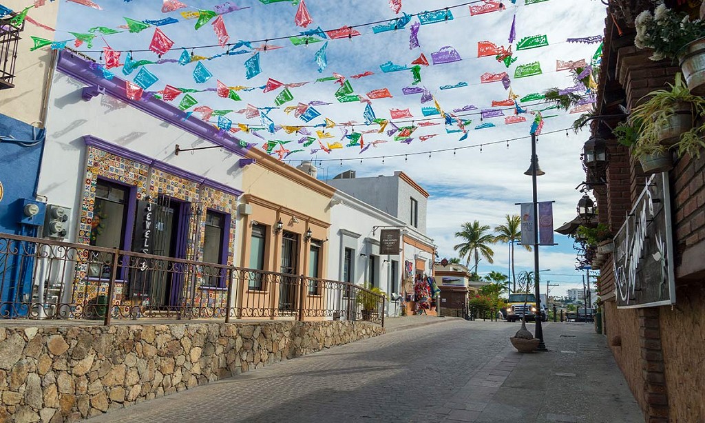 Embrace the Spirit of Baja on the San Jose del Cabo Art Walk